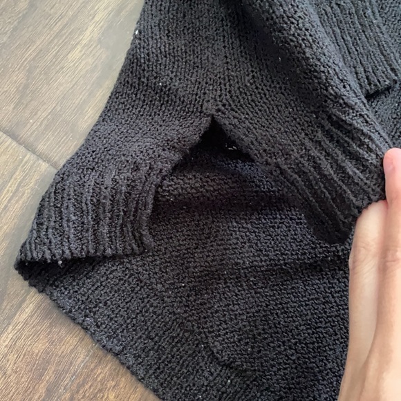 Knit Daisy Pattern Garage Long Sleeve Top - Picture 9 of 11